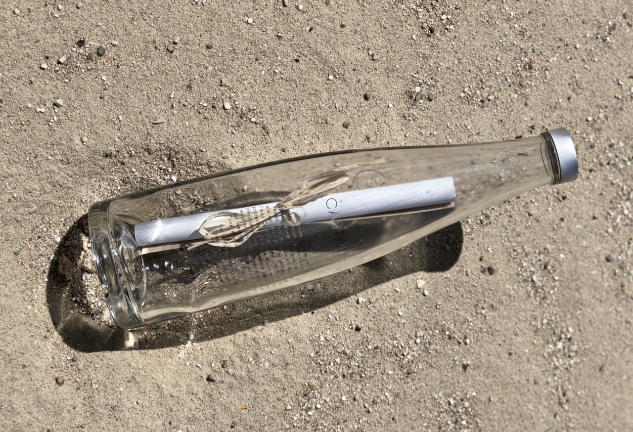 Bouteille-a-la mer-contre-le-plastique