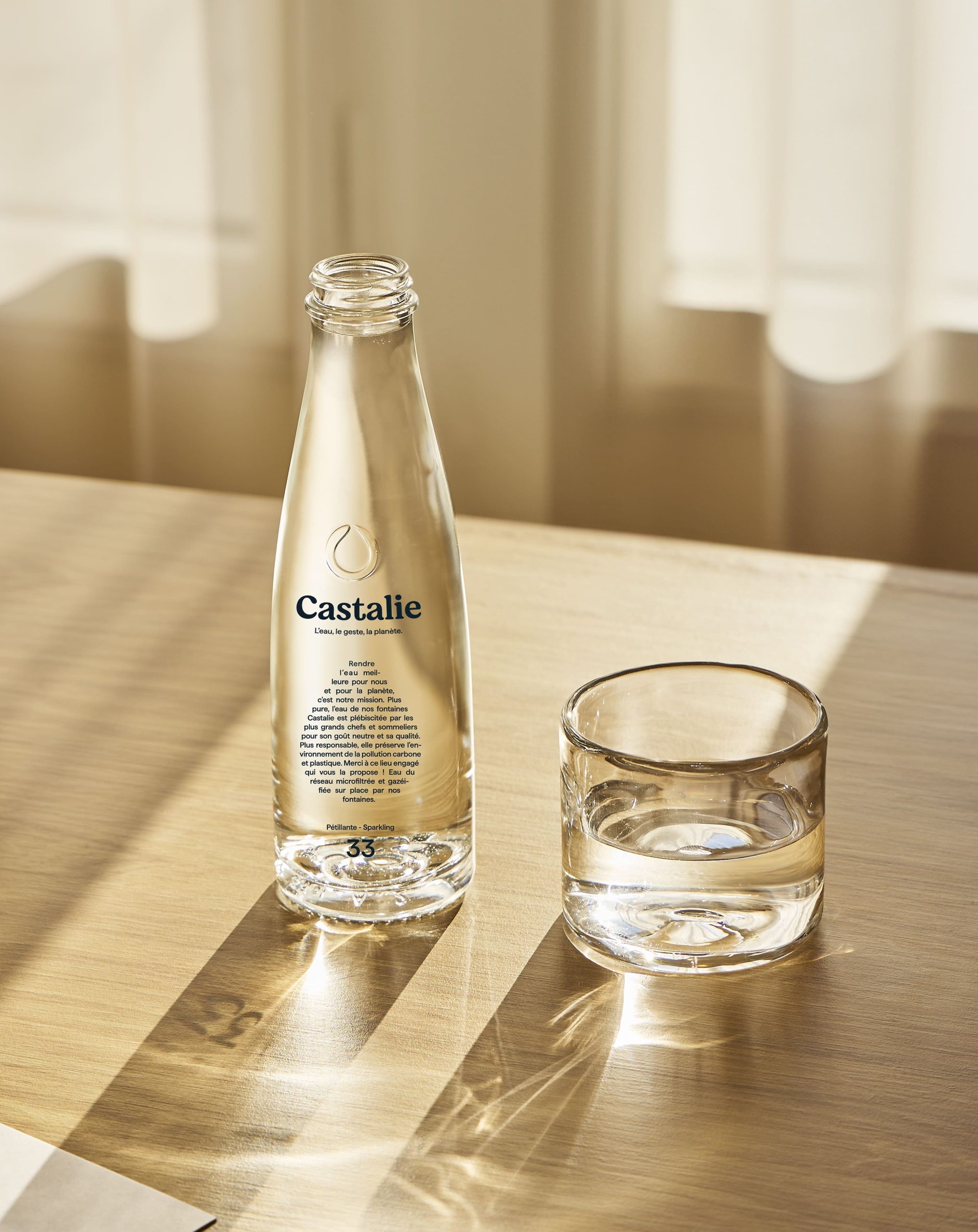 <mark style="background-color:rgba(0, 0, 0, 0)" class="has-inline-color has-base-light-color">Castalie water</mark>